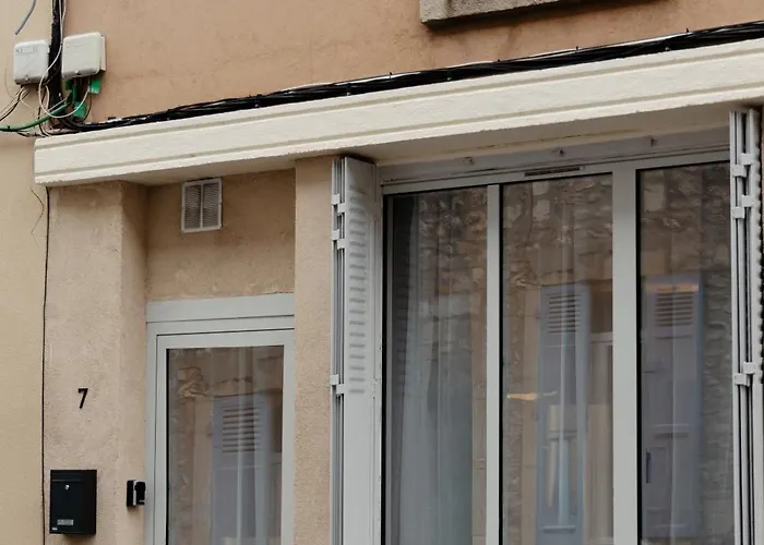 Coeur De Le Petit Chateauvert Apartment *